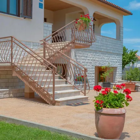Ana By Interhome *